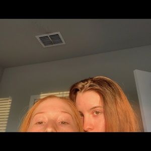 Meet your Posher, Amelia